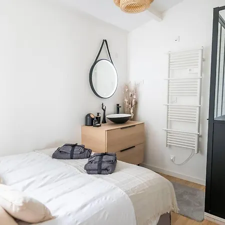 La Maison Du Bonheur, Situee A 5 Min Des Remparts 度假居