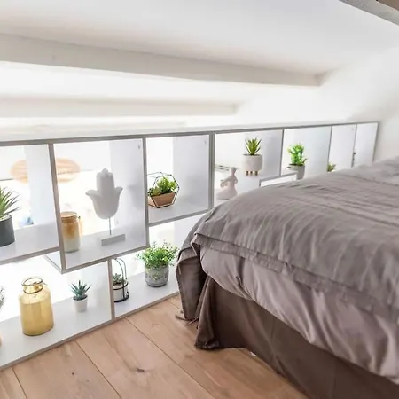 La Maison Du Bonheur, Situee A 5 Min Des Remparts *