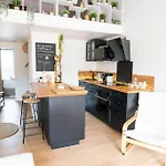 La Maison Du Bonheur, Situee A 5 Min Des Remparts *