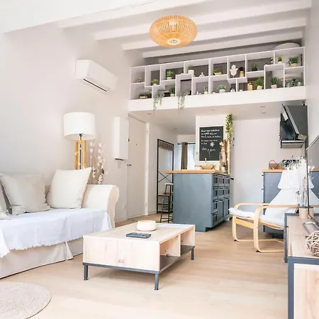 Holiday home Maison Chaleureuse A 5 Mins Des Remparts Aigues-Mortes
