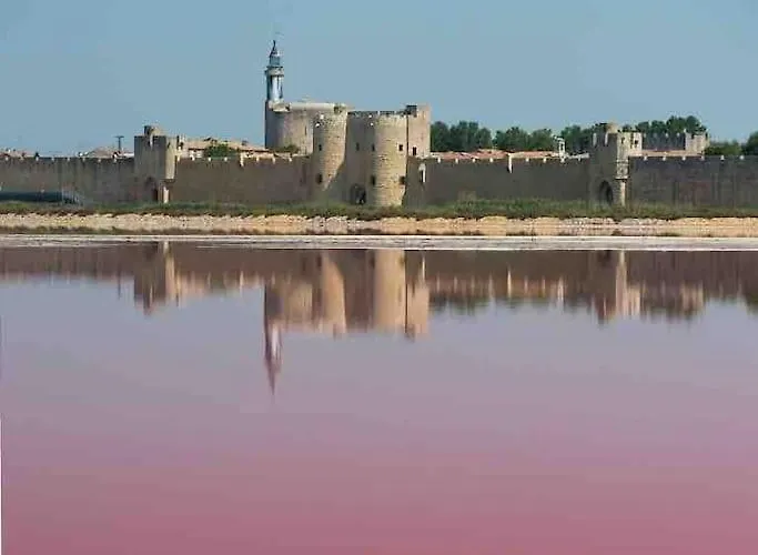 Maison Chaleureuse à 5 Mins Des Remparts